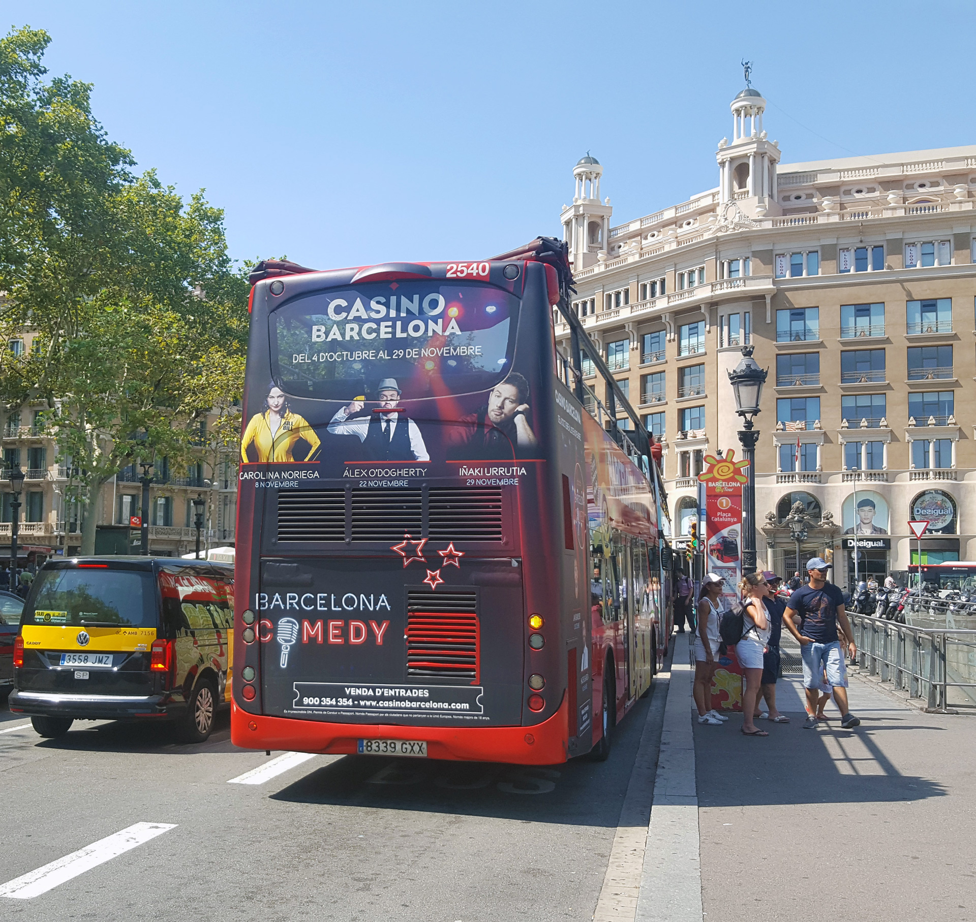 Barcelona sightseeing bus advertising